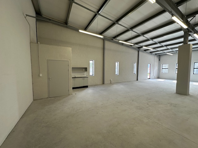 To Let commercial Property for Rent in Killarney Industria Western Cape